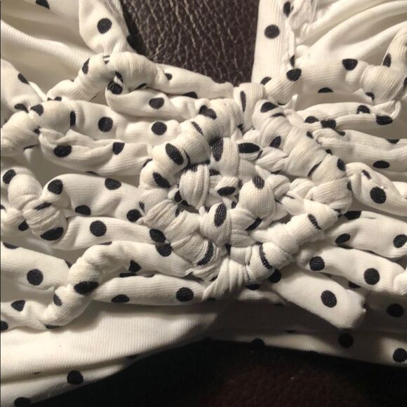 Frankie's Bikinis Willow V-Wire Bikini Top nwt - Picture 6 of 8